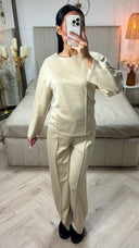 Slim Fit Essential Soft Material Set Seam Details