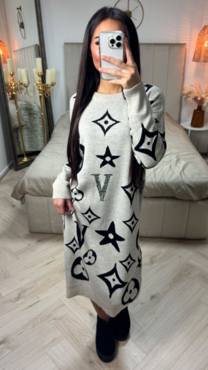 Famous V Glitter Thick Long Dress 690 